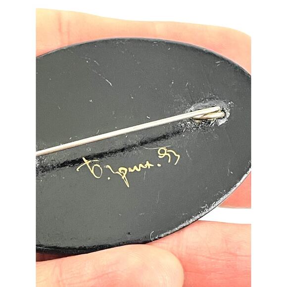 VTG Brooch Russian Lacquer Flower Brooch Hand Painted Signed - Picture 6 of 9